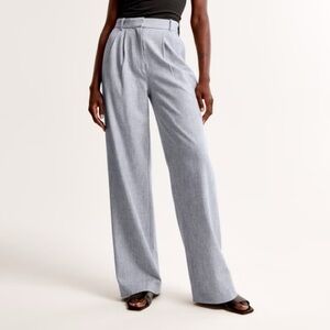 Abercrombie & Fitch Light Gray Wide-Leg Pants